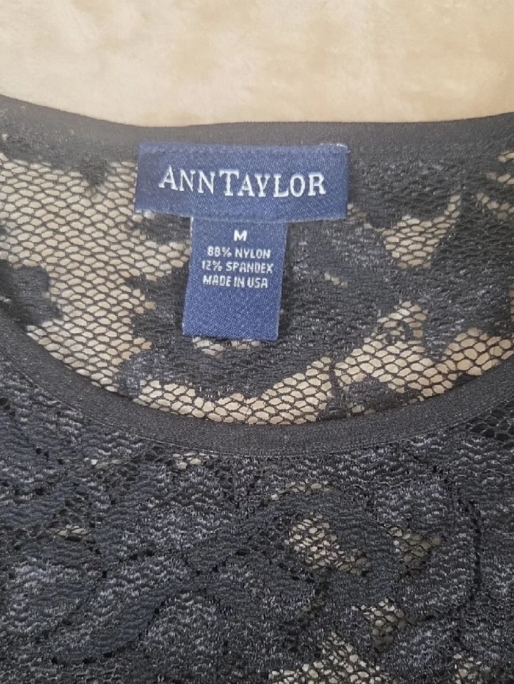 Ann Taylor Black Floral Lace Short Sleeve Tee Top - Picture 2 of 8